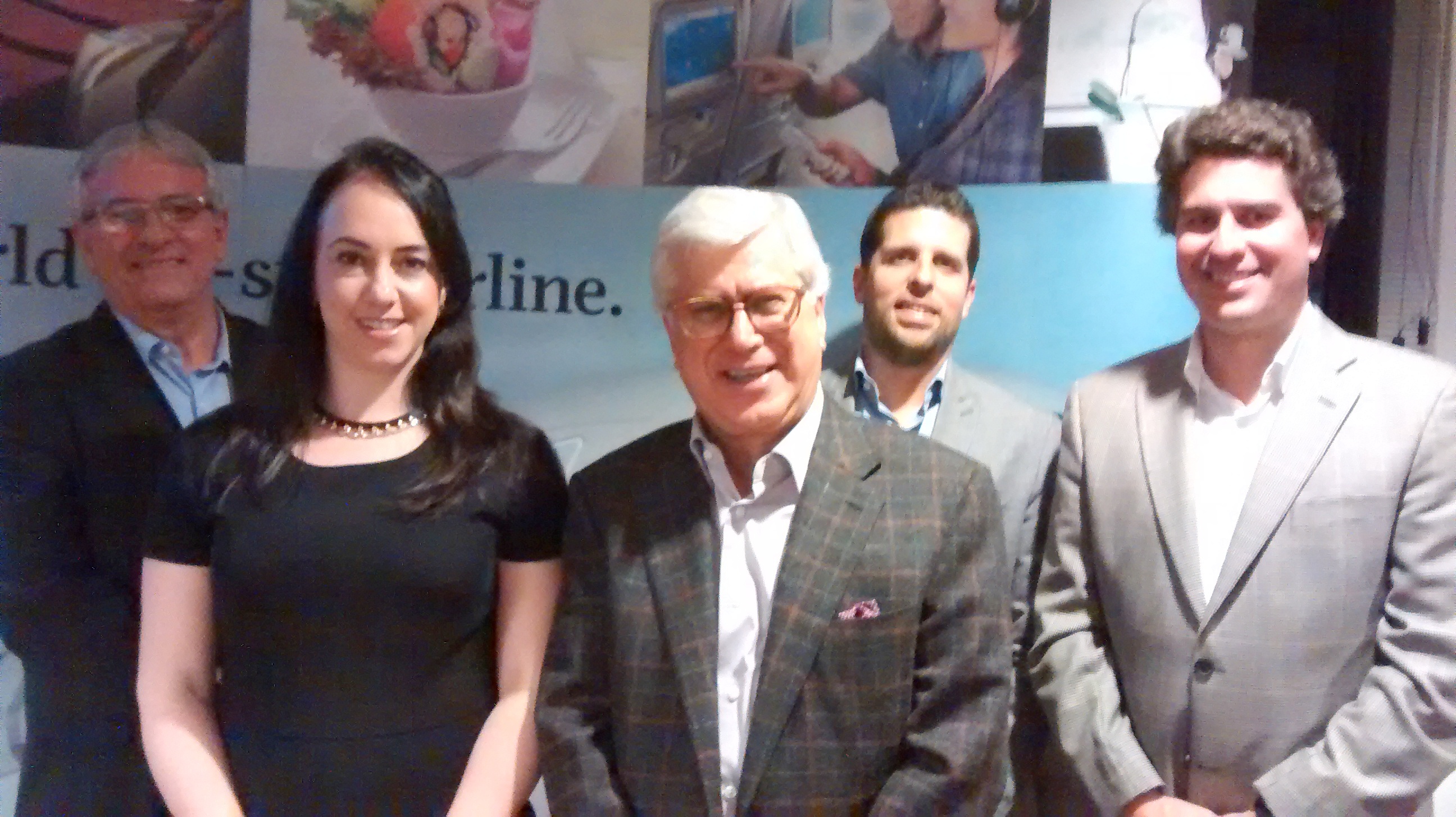Roberto Garbin (diretor Ancoradouro Consolidadora), Kellen Masuchette (Qatar), Juarez Cintra (presidente Grupo Ancoradouro), Daniel Castanho (gerente Ancoradouro Consolidadora) e Juarez Neto (vice-presidente Grupo Ancoradouro)